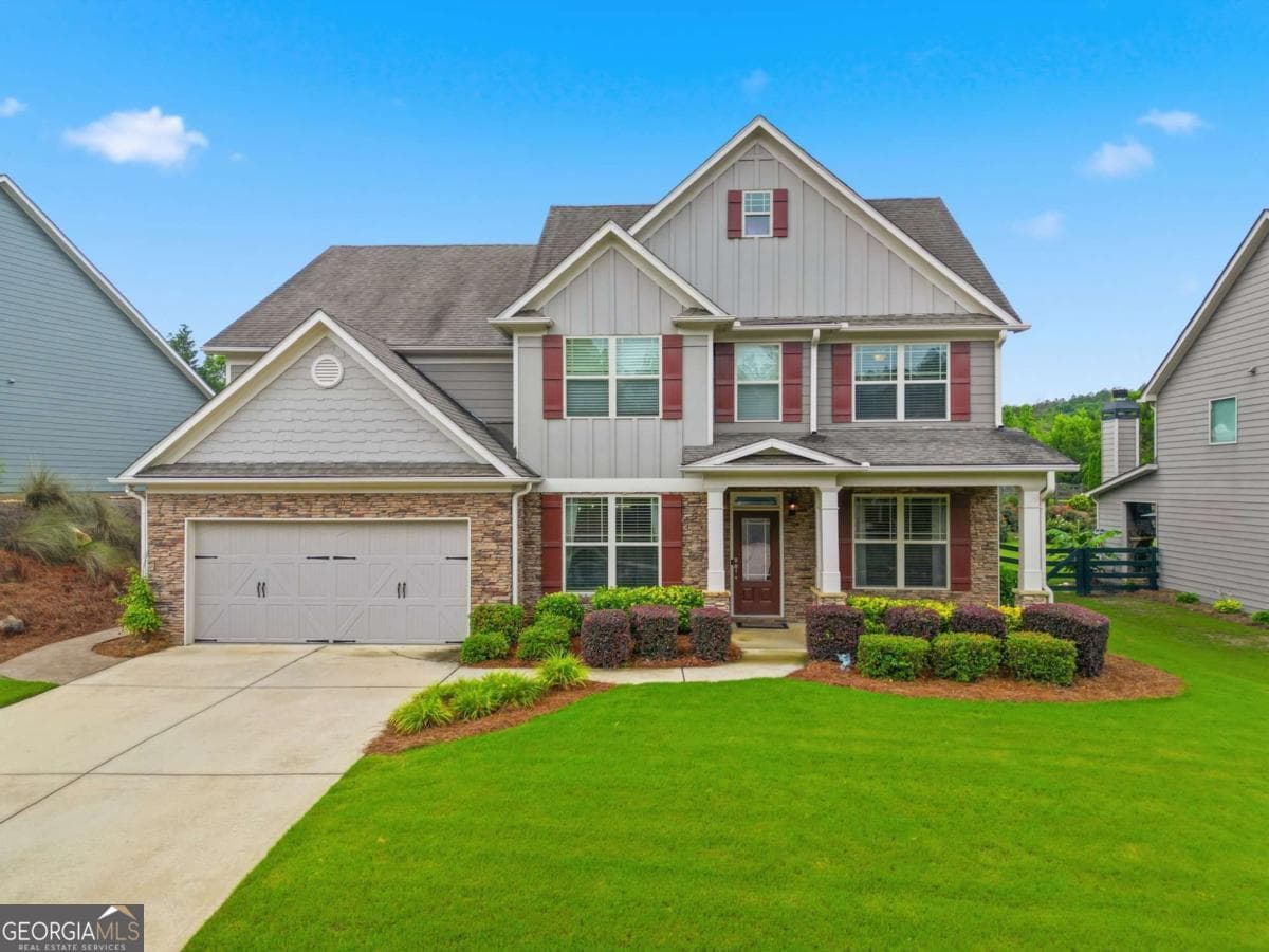5 bedroom, 3 bathroom, 2,967 sq ft single family residence sold at 135 Ironwood Trail, Dallas, GA 30132