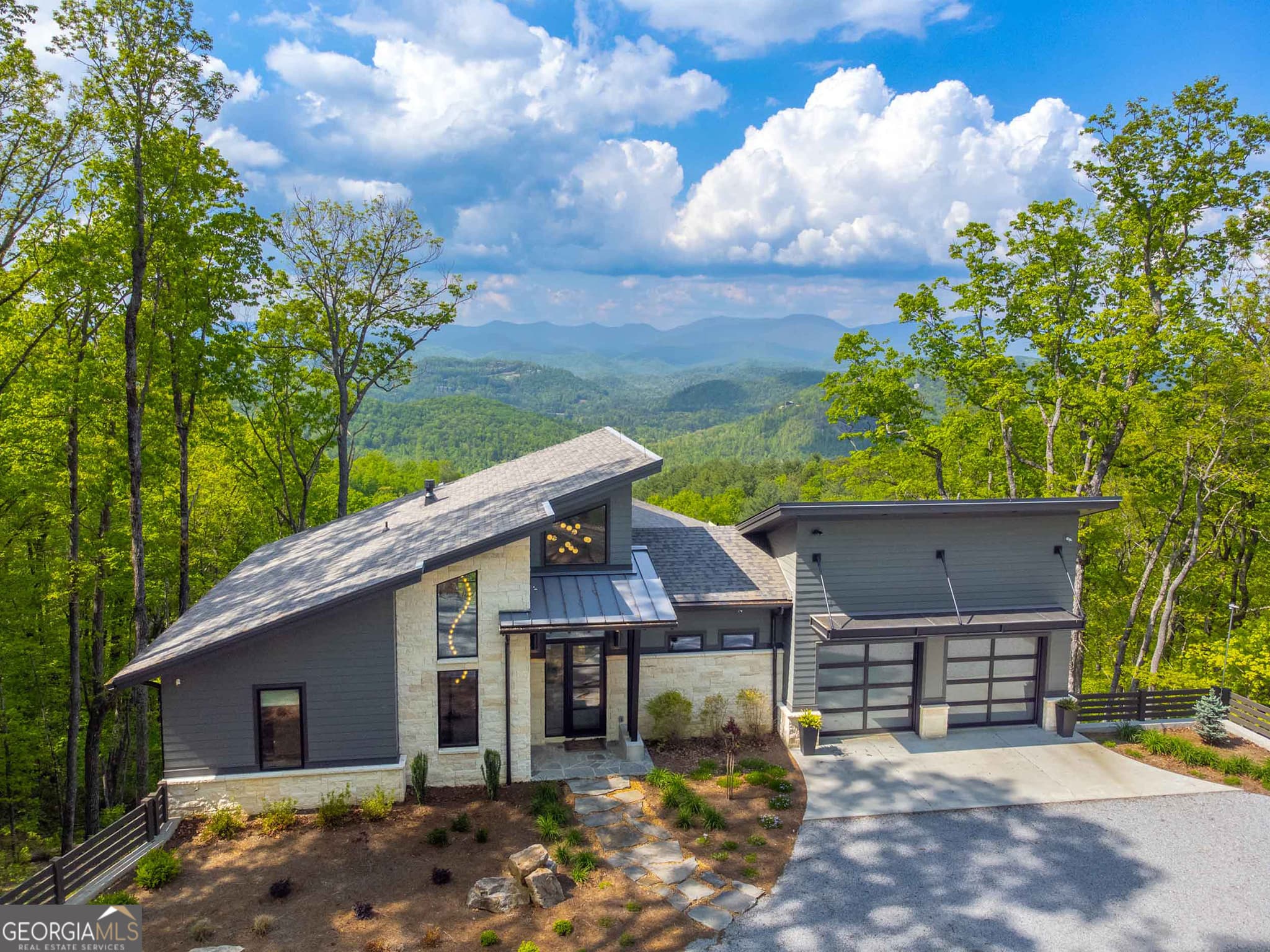 6 bedroom, 4.5 bathroom, 3,732 sq ft single family residence for sale at 377 Charmont Drive, Tiger, GA 30576