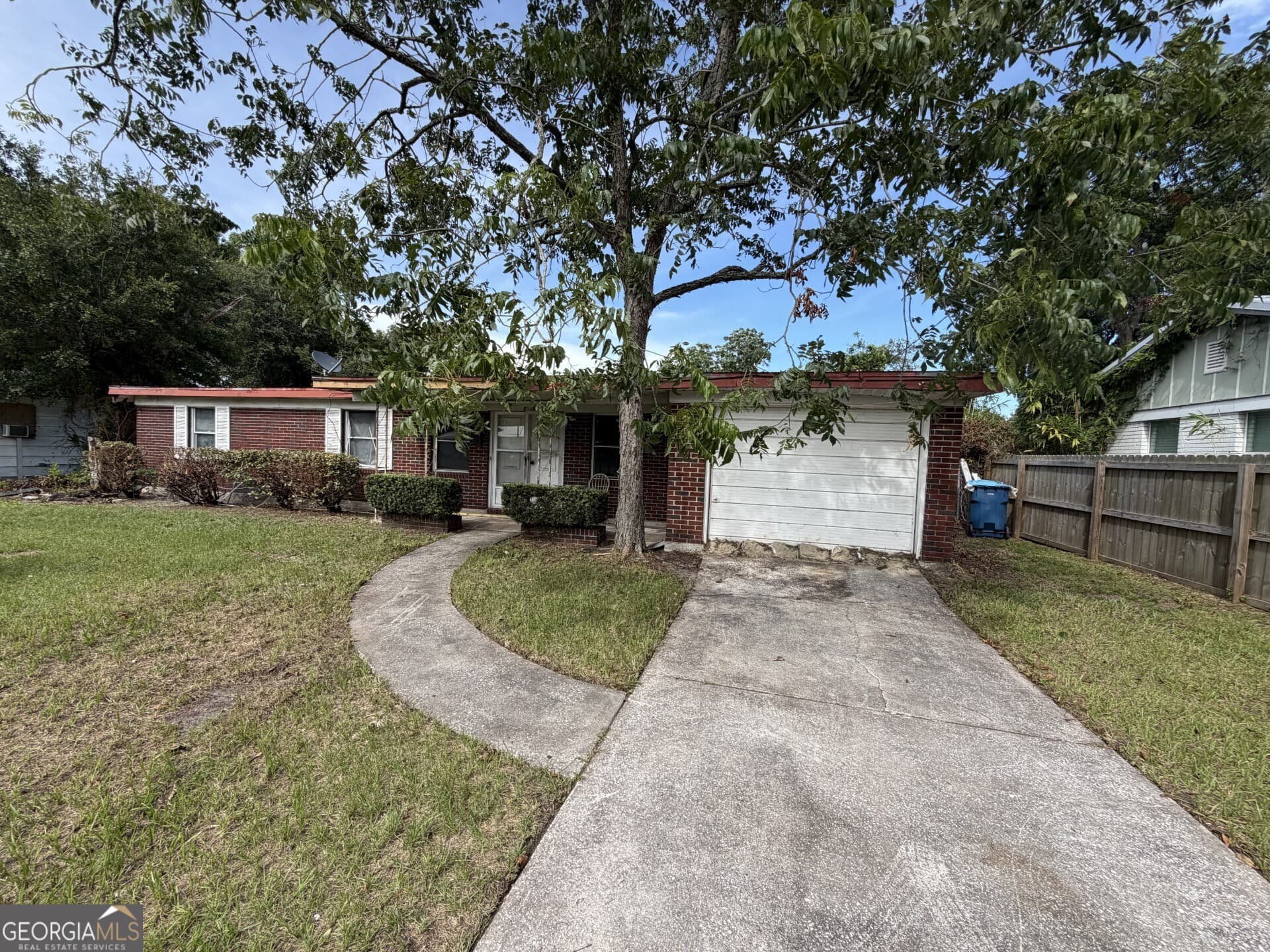 3 bedroom, 2 bathroom, 1,490 sq ft single family residence for sale at 2622 Bartow Street, Brunswick, GA 31520