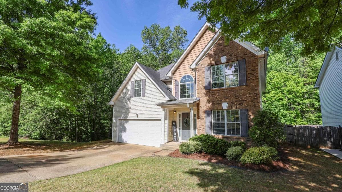 4 bedroom, 2.5 bathroom, 2,260 sq ft single family residence sold at 30 Saint Charles Place, Sharpsburg, GA 30277