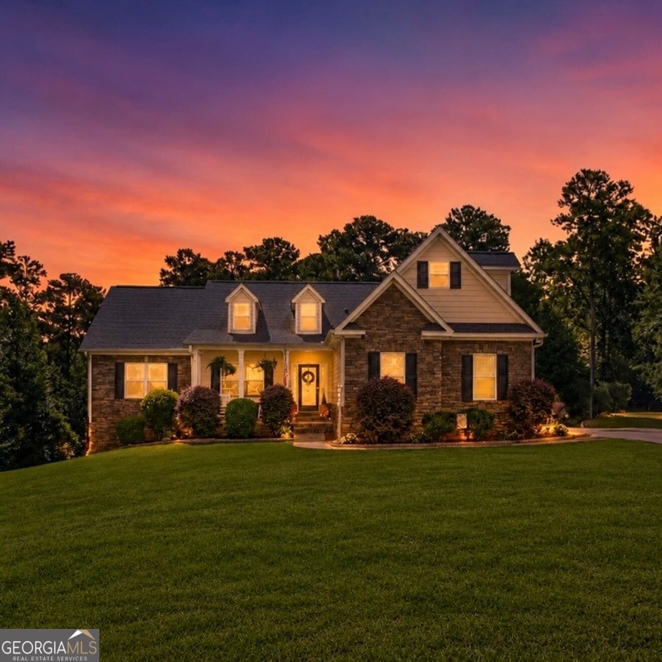 5 bedroom, 3 bathroom, 3,553 sq ft single family residence for sale at 171 Windsor Court, Williamson, GA 30292