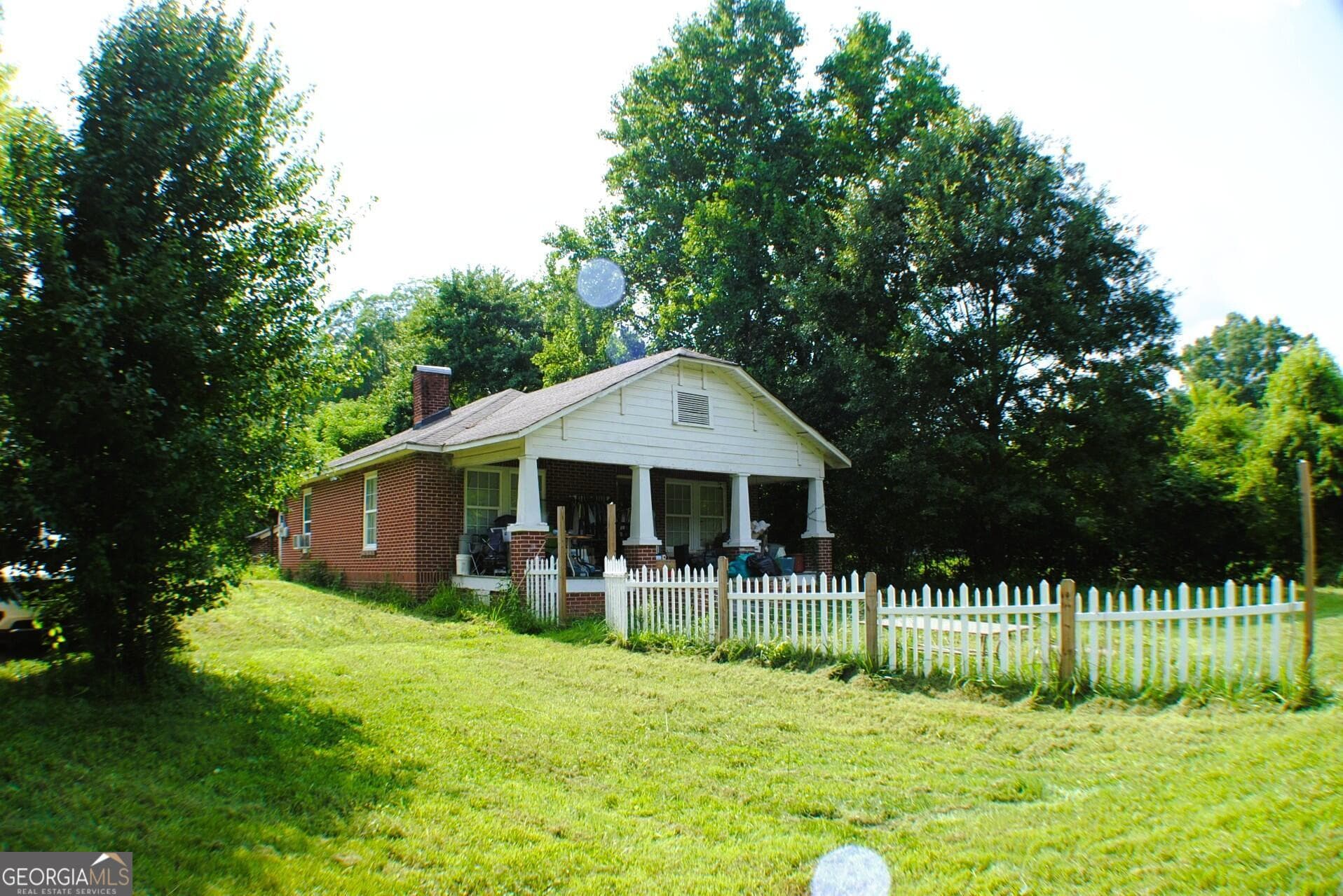 3 bedroom, 1 bathroom, 976 sq ft single family residence for sale at 3602 Highway 41, Resaca, GA 30735