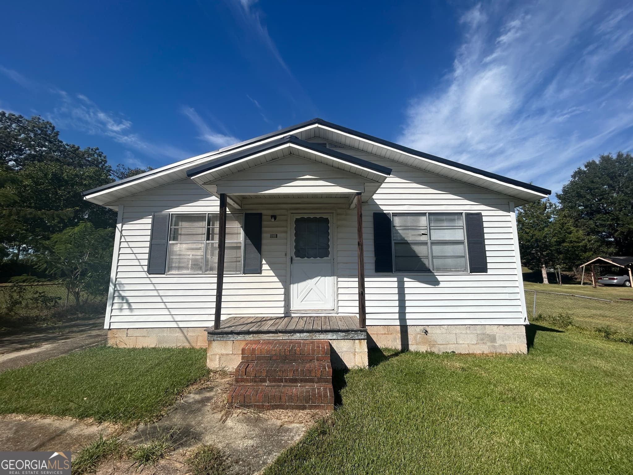 401 N 14th Avenue, Lanett, AL 36863 — most recent listing photo