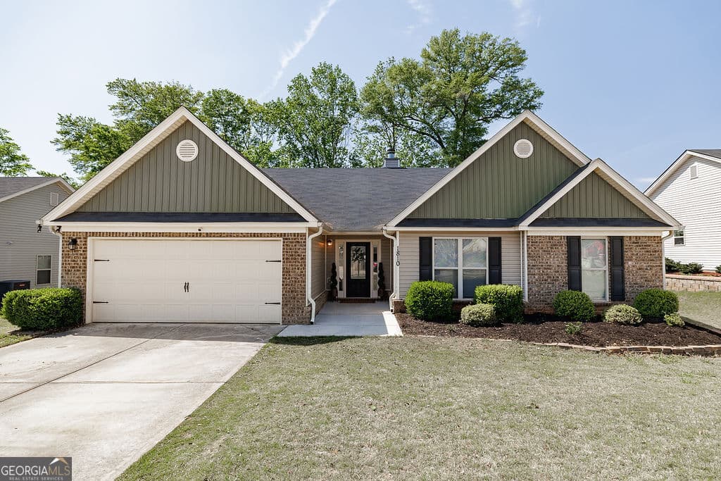 4 bedroom, 2.5 bathroom, 2,250 sq ft single family residence sold at 1810 Soque Circle, Jefferson, GA 30549