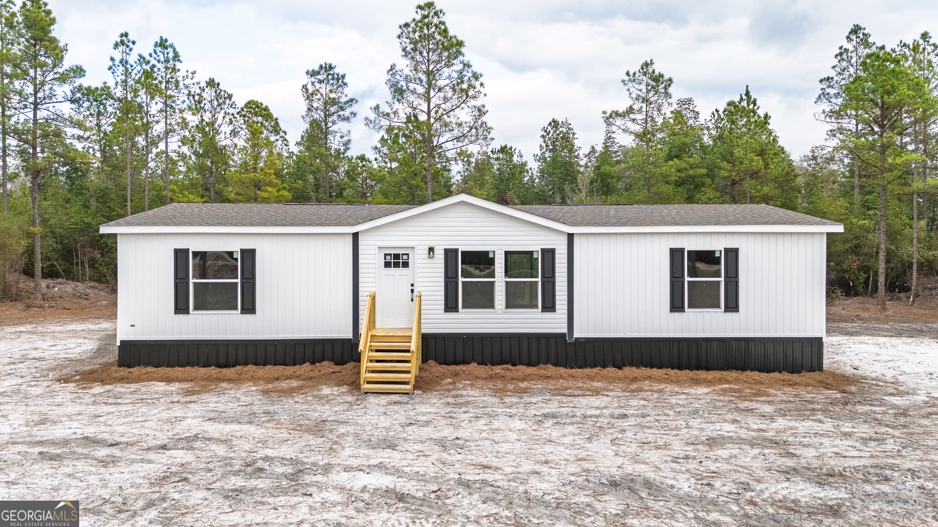 3 bedroom, 2 bathroom, 1,568 sq ft manufactured home,mobile home sold at 6622 S Highway 121, Blackshear, GA 31516