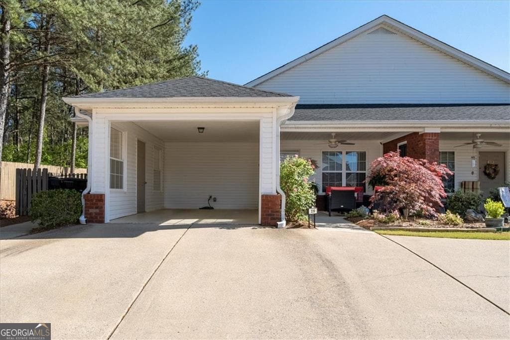 2 bedroom, 2 bathroom, 1,002 sq ft condominium sold at 150 Old Mill Road 220, Cartersville, GA 30120