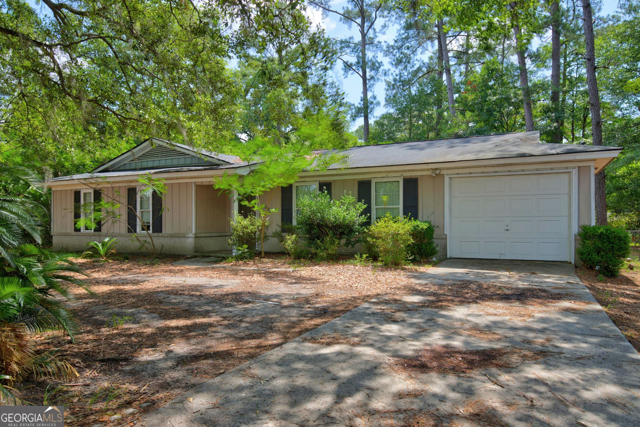 2 bedroom, 2 bathroom, 1,334 sq ft single family residence sold at 506 Oglethorpe, Hinesville, GA 31313