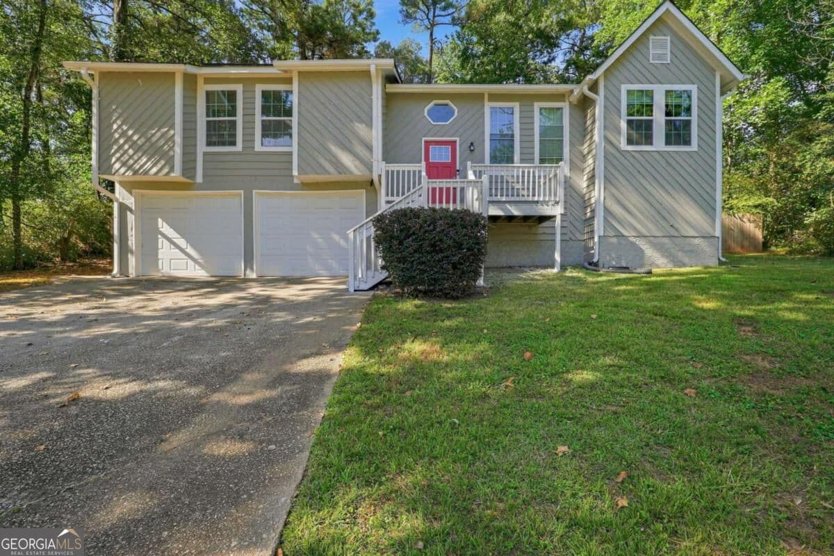 4 bedroom, 2 bathroom, 2,768 sq ft single family residence for sale at 5088 Heritage Valley Drive, Douglasville, GA 30135