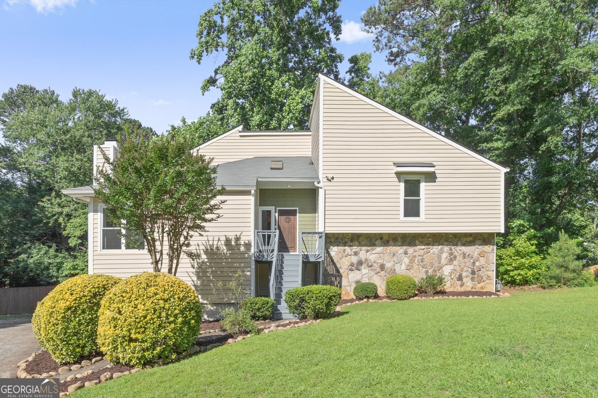 5 bedroom, 3.5 bathroom, 3,042 sq ft single family residence sold at 2193 Oakrill Court, Marietta, GA 30062
