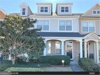 3 bedroom, 2.5 bathroom, 1,666 sq ft townhouse for sale at 542 Ivy Brook Way, Macon, GA 31210