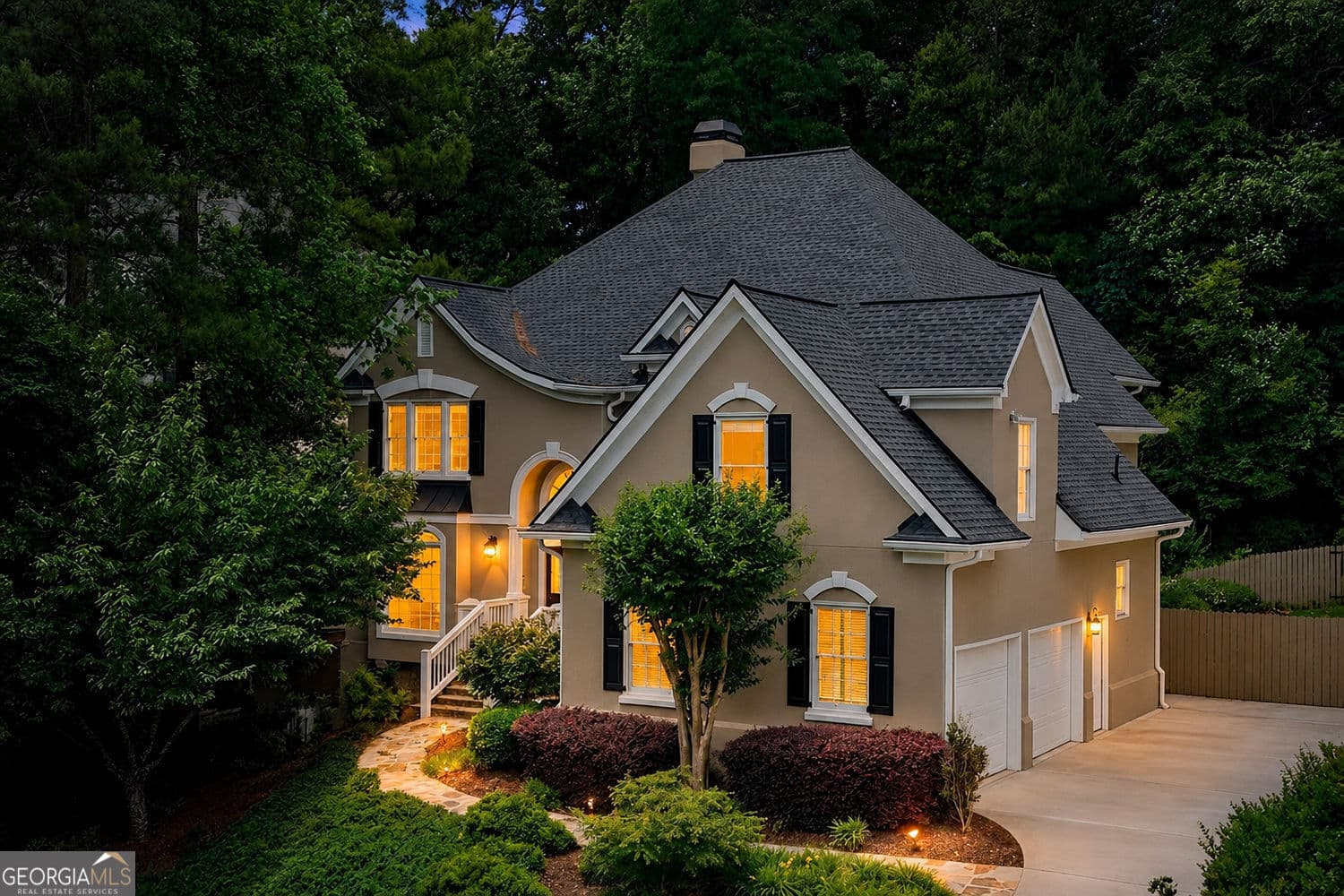 5 bedroom, 4.5 bathroom, 6,708 sq ft single family residence sold at 1346 Waterford Green Close, Marietta, GA 30068