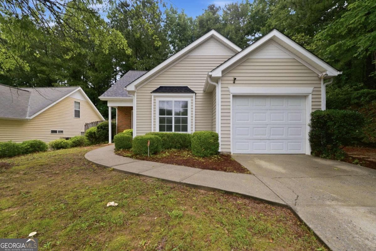 2 bedroom, 2 bathroom, 1,003 sq ft single family residence sold at 3700 Mays Crossing, Atlanta, GA 30331