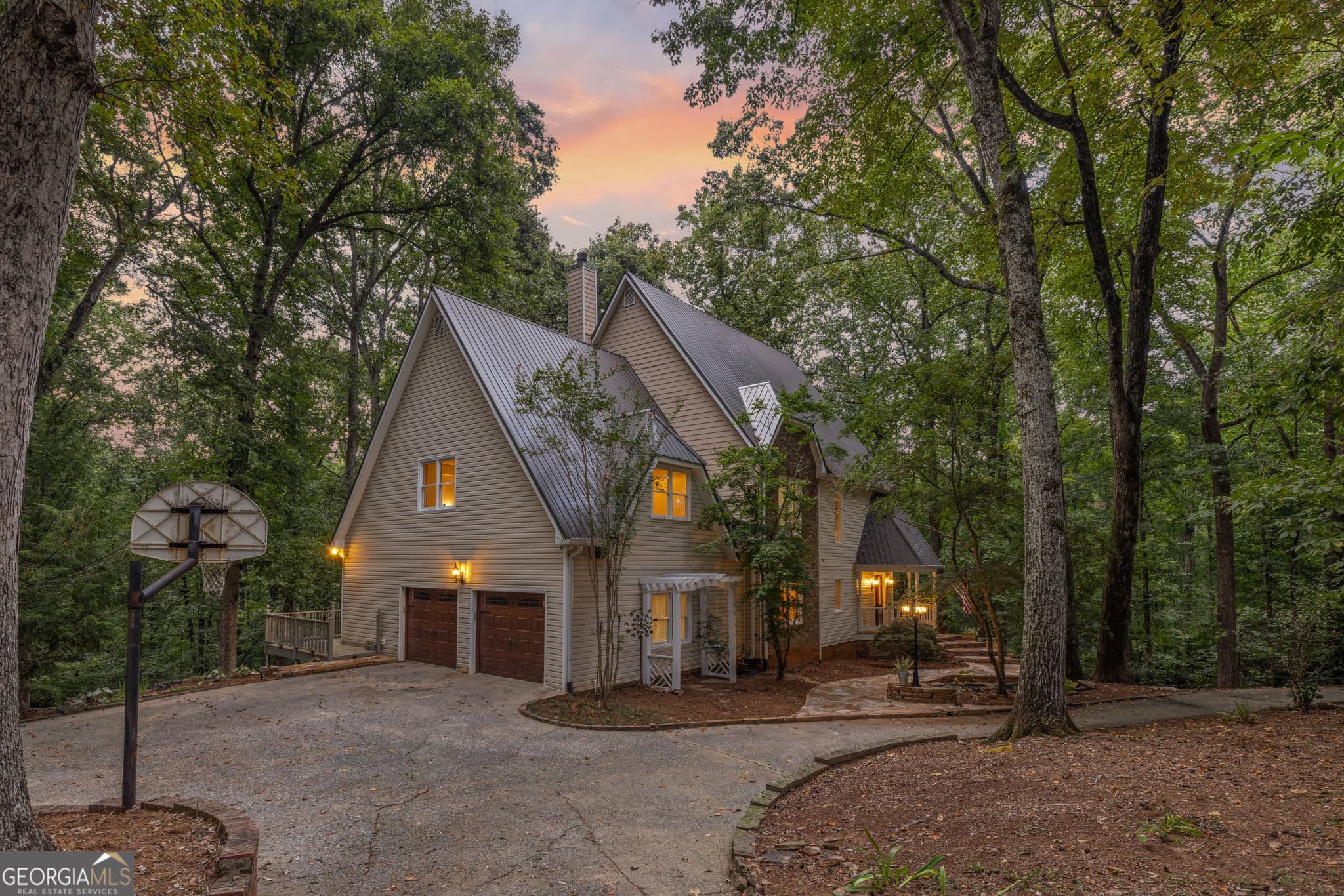 4 bedroom, 3 bathroom, 4,836 sq ft single family residence for sale at 5633 Aven Road, Marietta, GA 30068