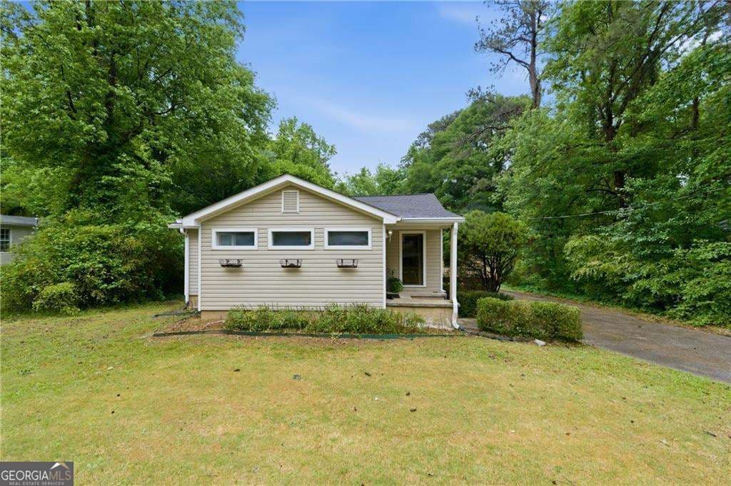 3 bedroom, 2 bathroom single family residence sold at 110 Morris Road, Mableton, GA 30126