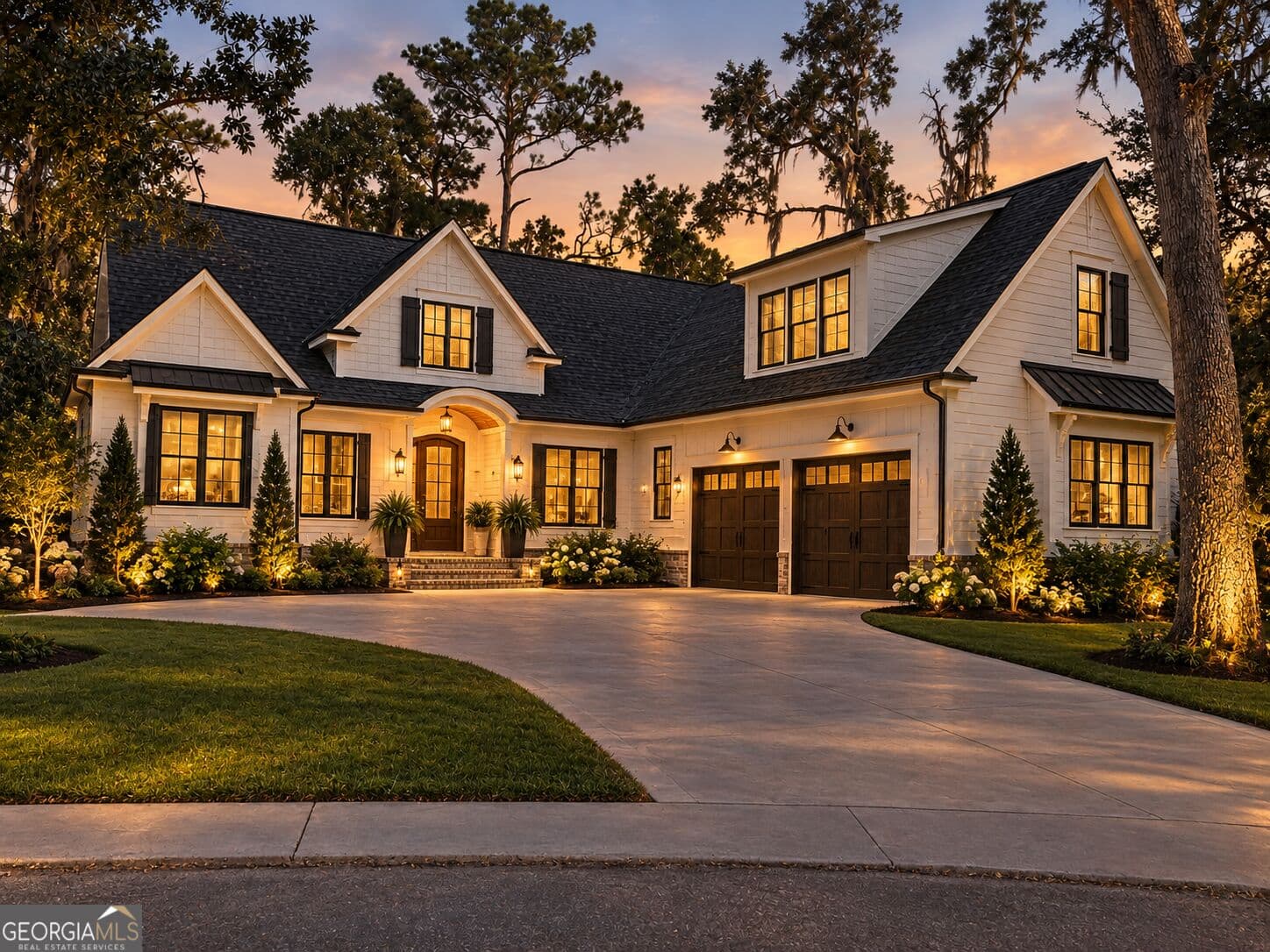 5 bedroom, 4 bathroom, 3,350 sq ft single family residence for sale at 125 Canopy Lane, St. Simons, GA 31522