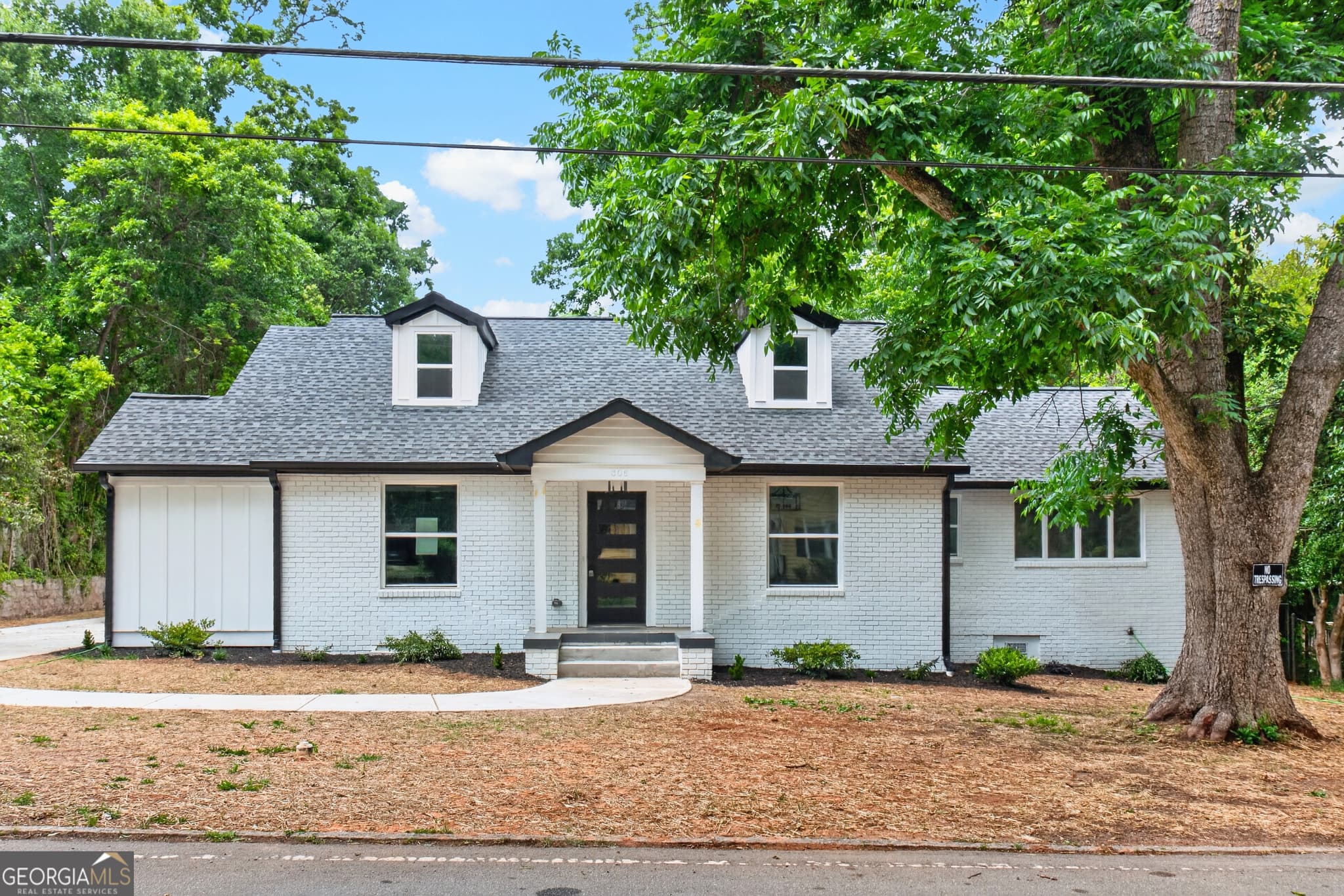 4 bedroom, 4.5 bathroom, 2,621 sq ft single family residence sold at 306 E Greene Street, Greensboro, GA 30642