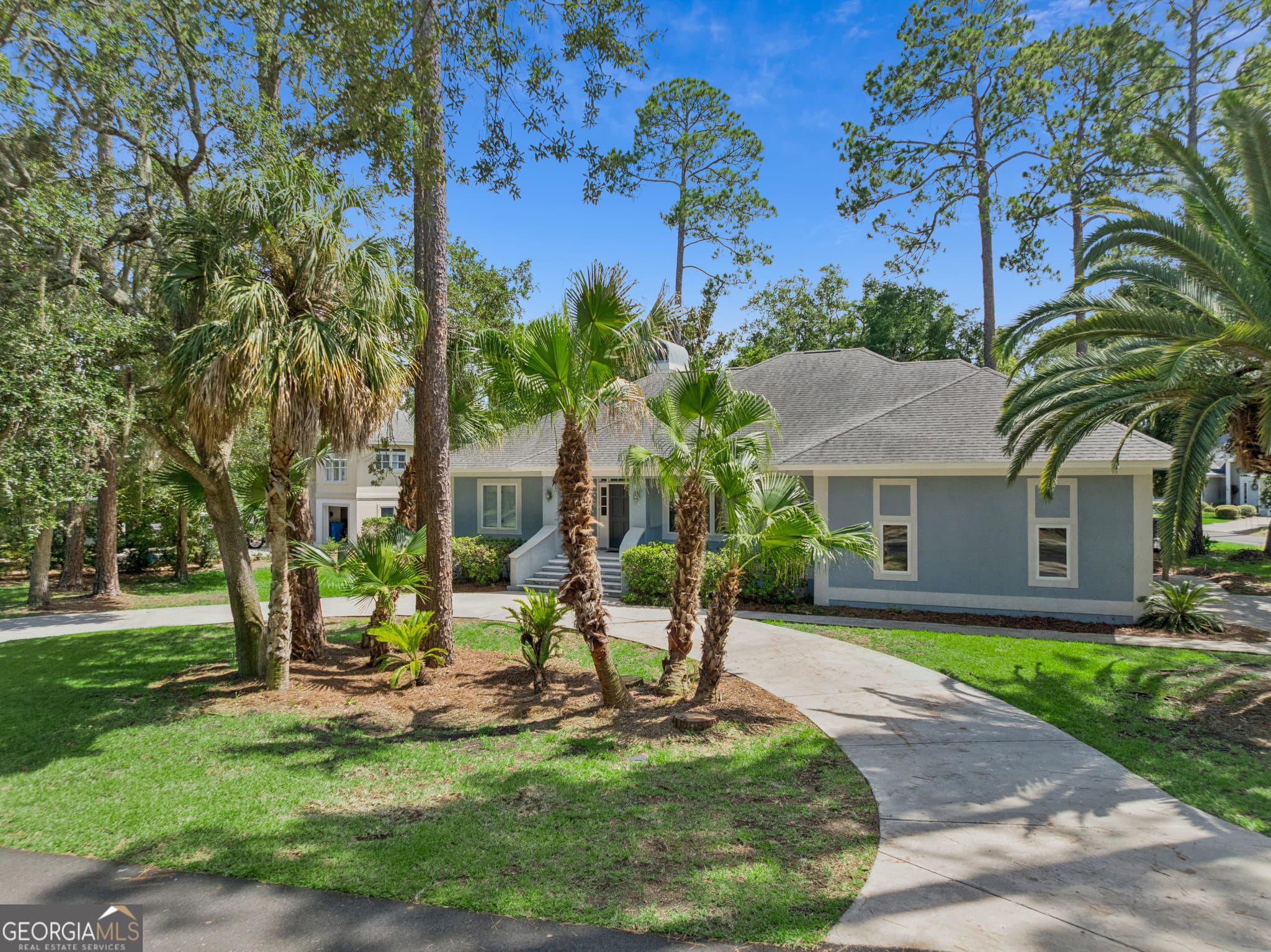 5 bedroom, 4.5 bathroom, 3,657 sq ft single family residence for sale at 400 Vassar Point Drive, St. Simons, GA 31522