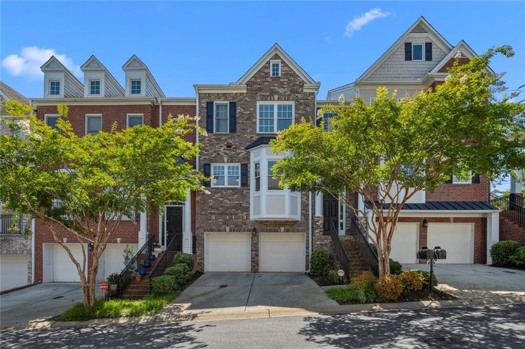 3 bedroom, 4 bathroom, 3,850 sq ft townhouse sold at 3005 Riverstone Trail 9, Atlanta, GA 30339