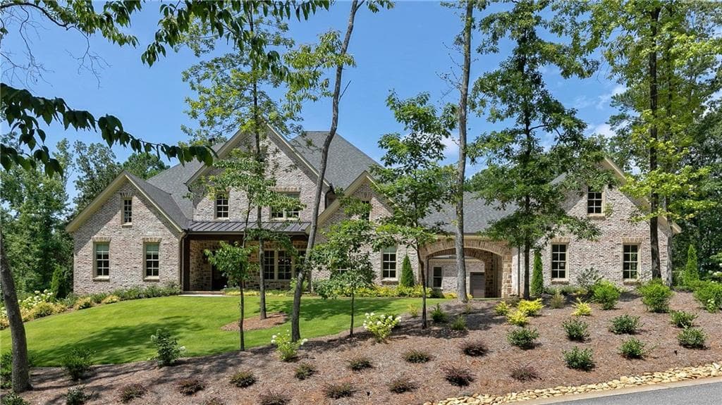 6 bedroom, 7 bathroom, 10,100 sq ft single family residence sold at 3781 Rock Ivy Trail, Roswell, GA 30075