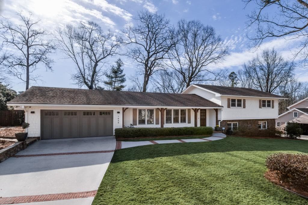 1659 Tichenor Court, Dunwoody, GA 30338 — most recent listing photo