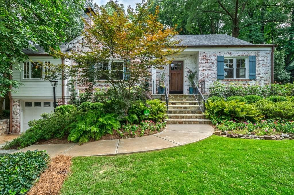 4 bedroom, 2 bathroom, 2,358 sq ft single family residence sold at 1283 Cumberland Road, Atlanta, GA 30306