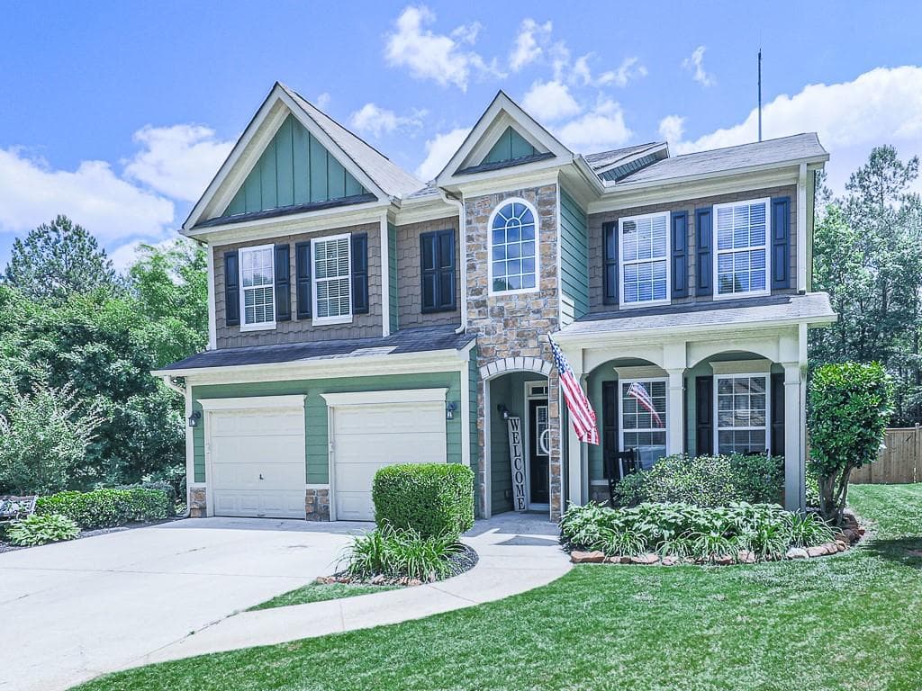 4 bedroom, 3 bathroom, 2,901 sq ft single family residence sold at 138 Cedar Point, Dallas, GA 30132