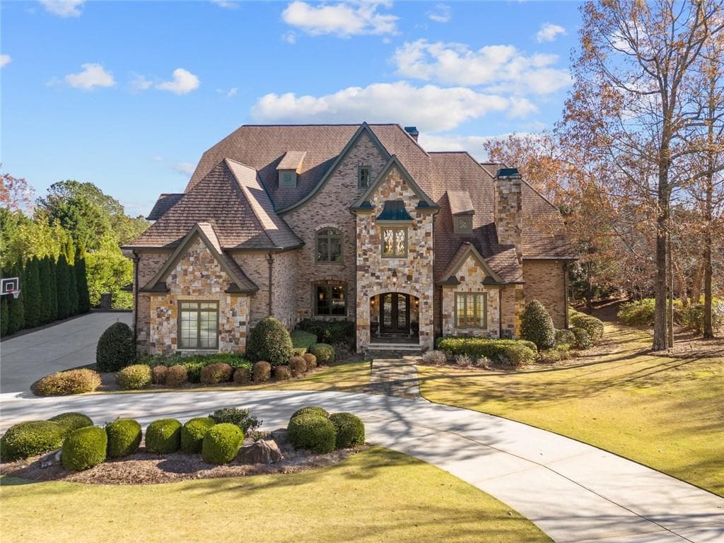 7 bedroom, 12 bathroom, 14,079 sq ft single family residence sold at 2000 Westbourne Way, Johns Creek, GA 30022