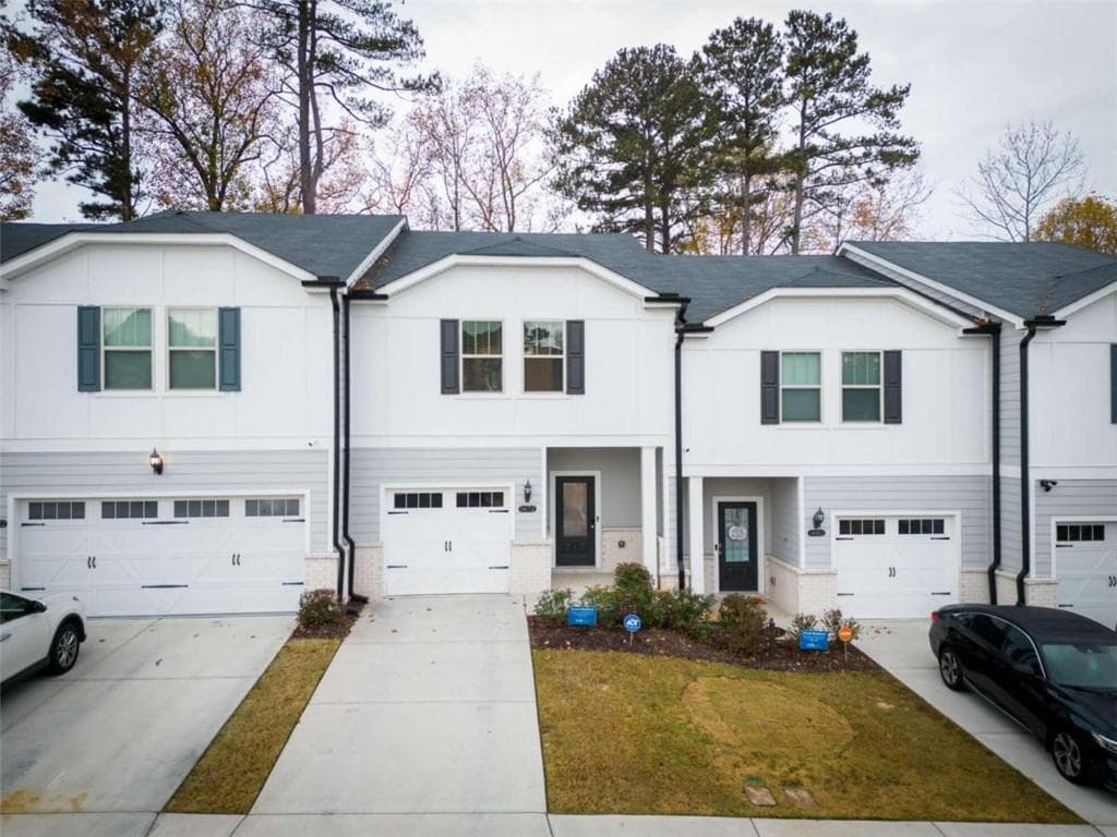 5672 Plain Field, Lilburn, GA 30047 — most recent listing photo