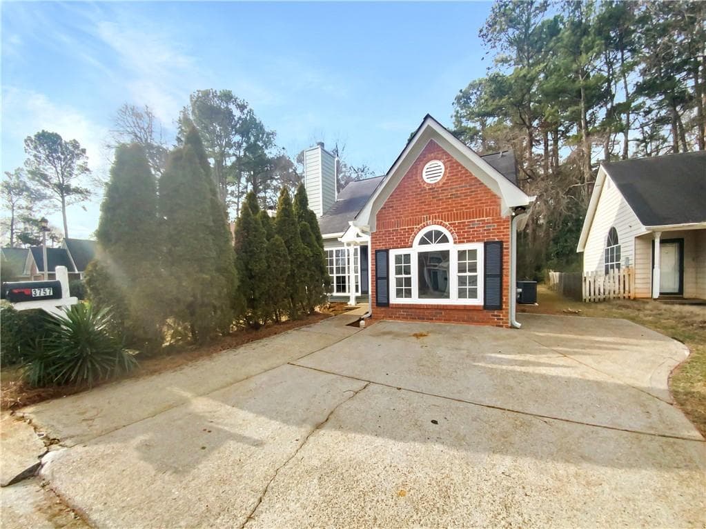 3 bedroom, 3 bathroom, 1,473 sq ft single family residence sold at 3757 Oakwood Manor, Decatur, GA 30032