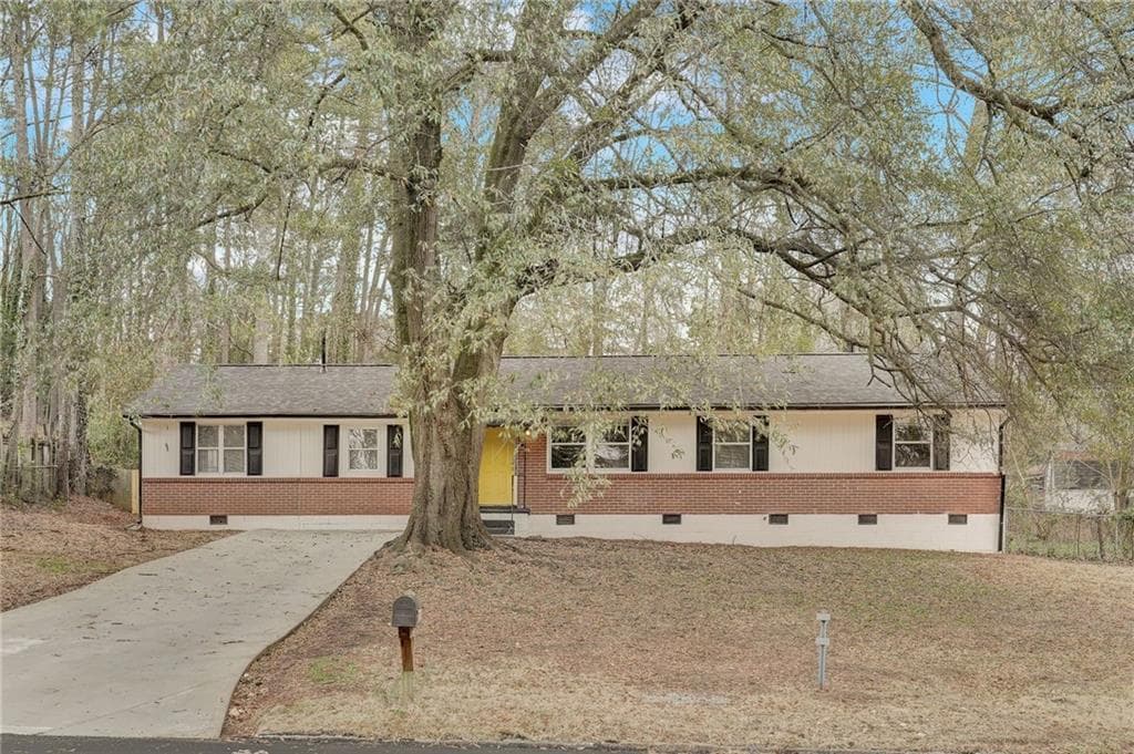 4 bedroom, 3 bathroom, 1,650 sq ft single family residence sold at 3516 Tulip Drive, Decatur, GA 30032