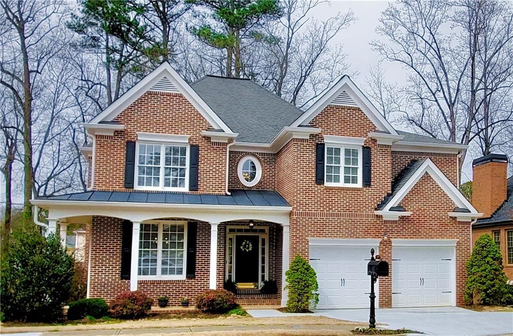 5 bedroom, 4 bathroom, 4,215 sq ft single family residence sold at 790 Lake Medlock Drive, Alpharetta, GA 30022