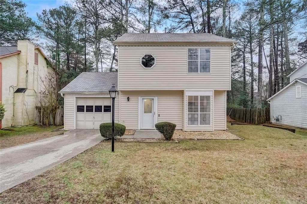 2 bedroom, 3 bathroom single family residence sold at 6176 Saint Charles Court, Lithonia, GA 30058