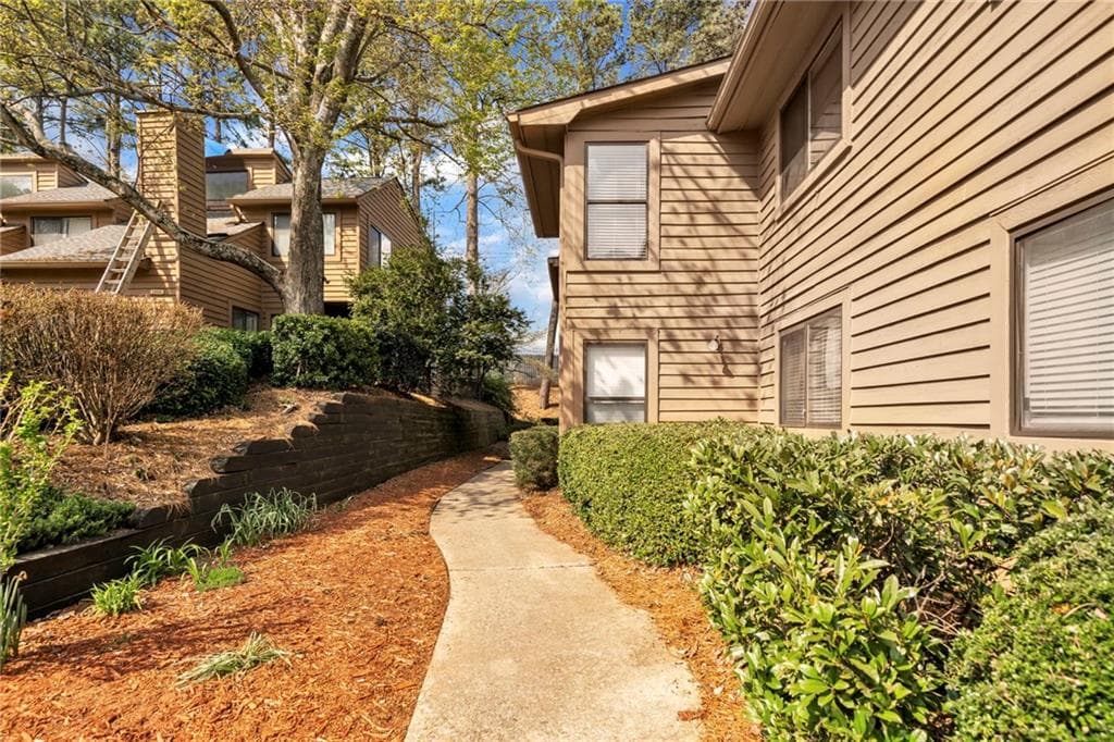 1701 Parkaire Crossing, Marietta, GA 30068 — most recent listing photo