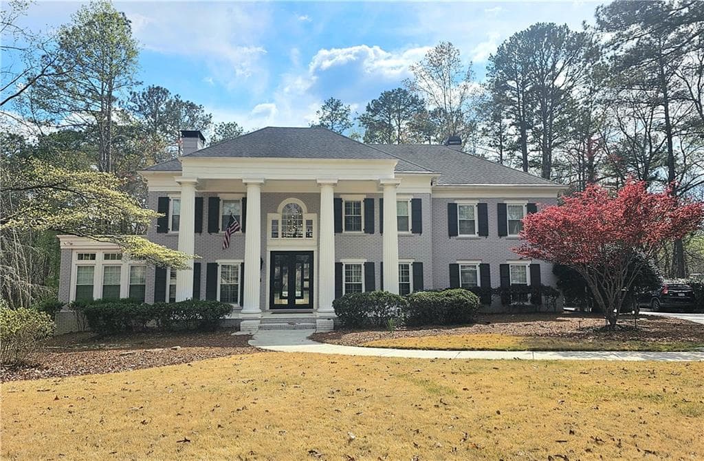 5 bedroom, 5 bathroom, 5,350 sq ft single family residence sold at 735 Sturges Way, Johns Creek, GA 30022