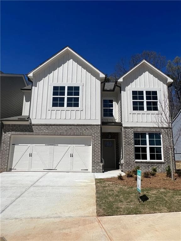 3 bedroom, 3 bathroom, 2,052 sq ft townhouse sold at 368 Lakeside Court, Canton, GA 30114