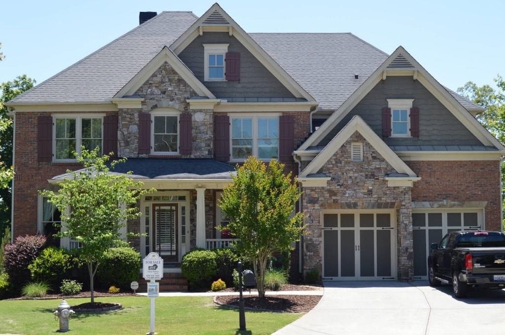 6 bedroom, 4,882 sq ft single family residence sold at 3270 Sydenham Court, Cumming, GA 30041