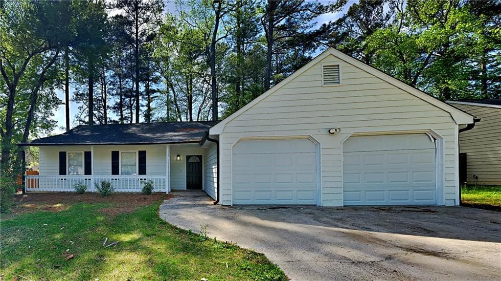 3 bedroom, 2 bathroom single family residence sold at 3236 Caley Mill Drive, Powder Springs, GA 30127