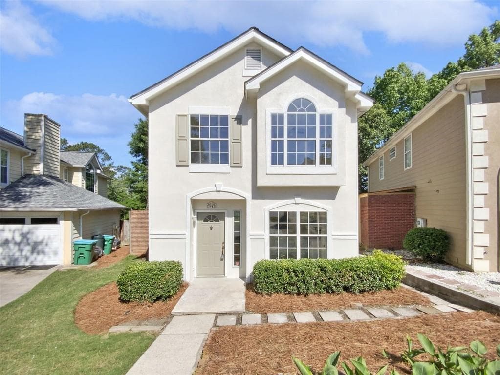 3 bedroom, 3 bathroom, 1,425 sq ft single family residence sold at 3947 OAK GLENN Drive, Duluth, GA 30096