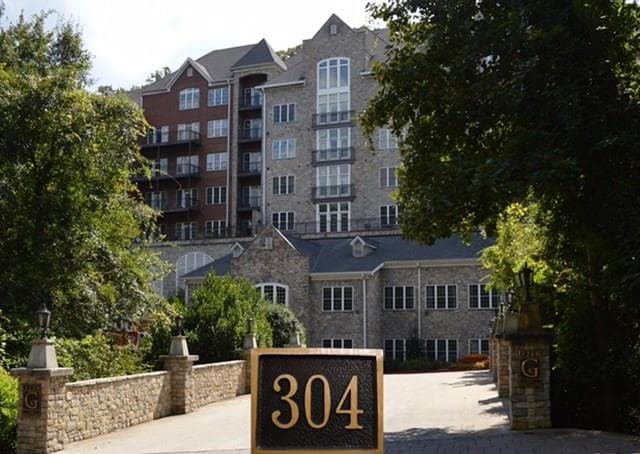 2 bedroom, 2,896 sq ft condominium sold at 3280 Stillhouse Lane 304, Atlanta, GA 30339