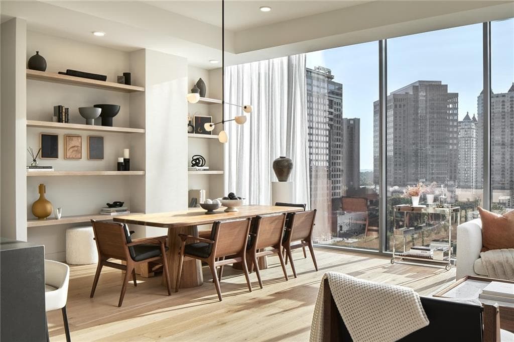 3 bedroom, 3 bathroom, 2,547 sq ft condominium sold at 40 12th Street 1005, Atlanta, GA 30309