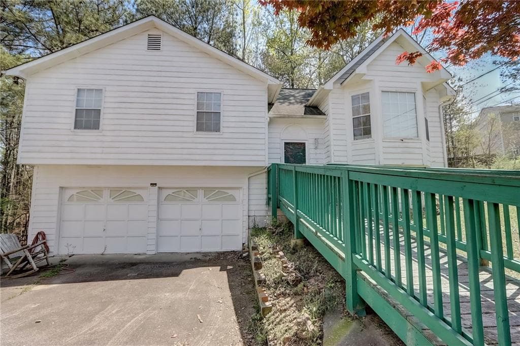 3 bedroom, 2 bathroom, 1,152 sq ft single family residence sold at 241 Brookside Drive, Dallas, GA 30132
