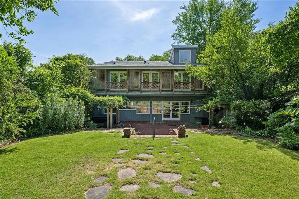 5 bedroom, 5 bathroom, 3,874 sq ft single family residence sold at 848 Durant Place, Atlanta, GA 30308
