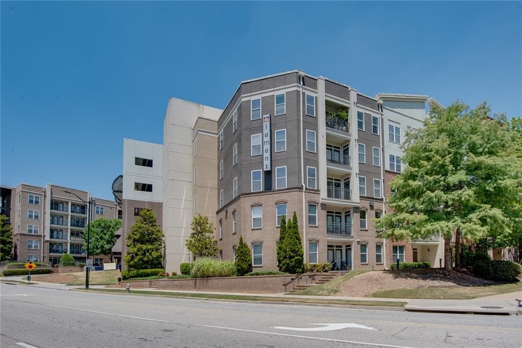 3 bedroom, 3 bathroom, 1,596 sq ft condominium sold at 390 17th Street 5029, Atlanta, GA 30363