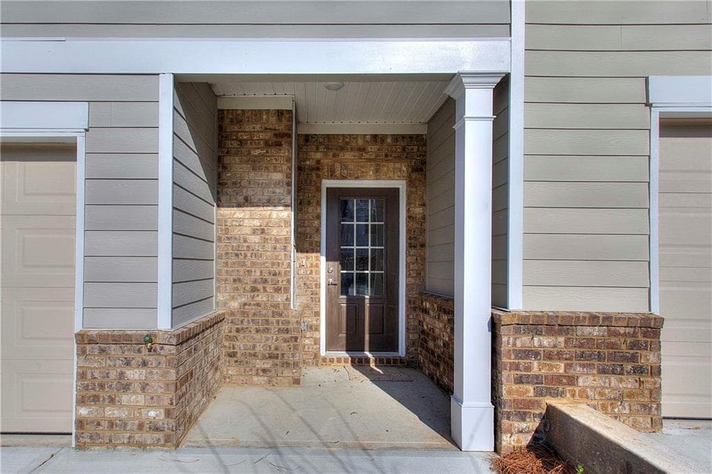 3 bedroom, 3 bathroom townhouse sold at 6108 Ripple Way 49, South Fulton, GA 30349