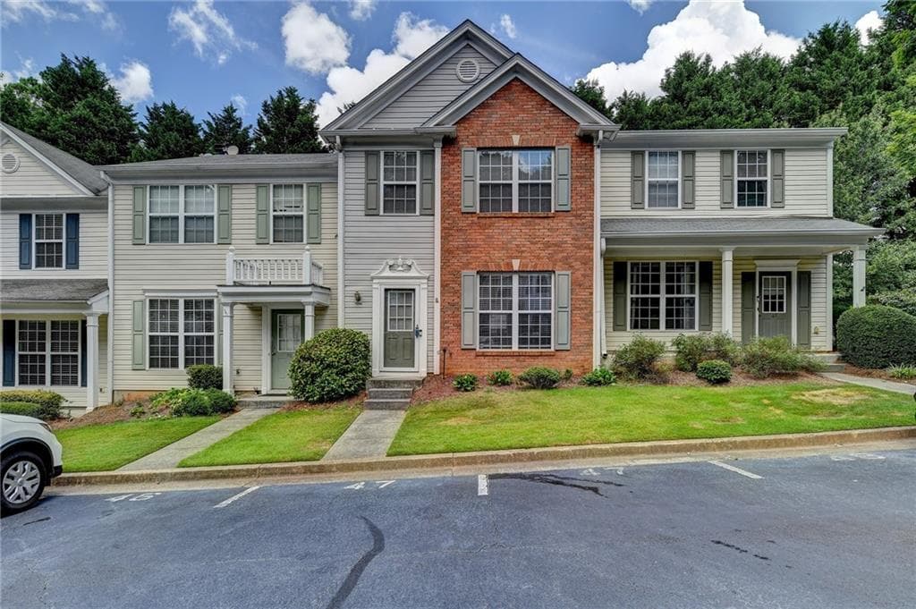 2 bedroom, 3 bathroom, 1,218 sq ft townhouse sold at 4645 Valais Court 47, Alpharetta, GA 30022