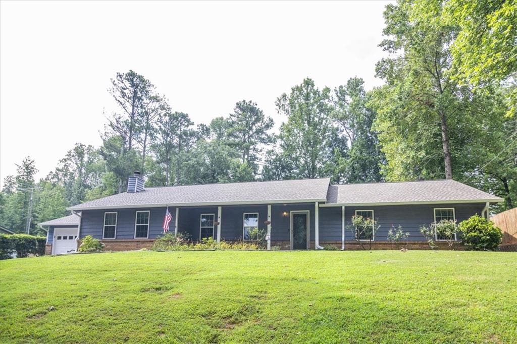 4 bedroom, 3 bathroom single family residence sold at 1385 Ridgefield Drive, Roswell, GA 30075