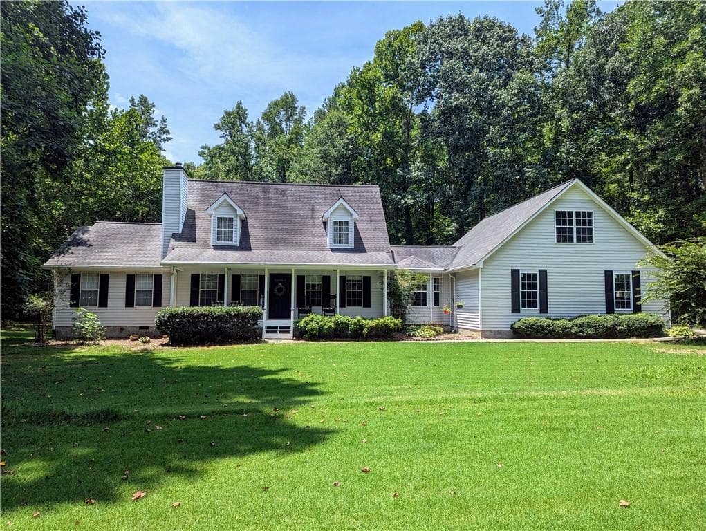 4 bedroom, 3 bathroom single family residence sold at 1420 Rockmart Road, Villa Rica, GA 30180