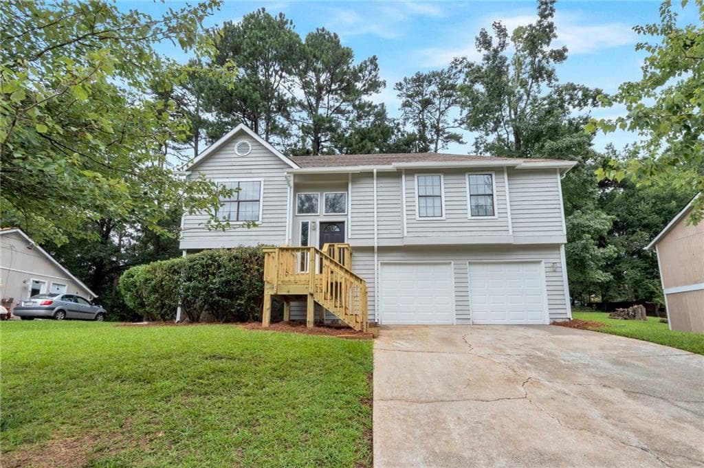 4 bedroom, 3 bathroom, 1,719 sq ft single family residence sold at 2263 Leslie Brook Drive, Decatur, GA 30035