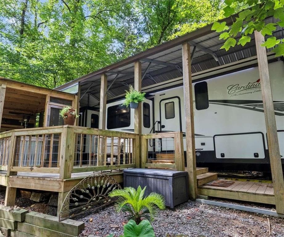 1 bedroom, 1 bathroom single family residence sold at 144 26Th, Ellijay, GA 30540