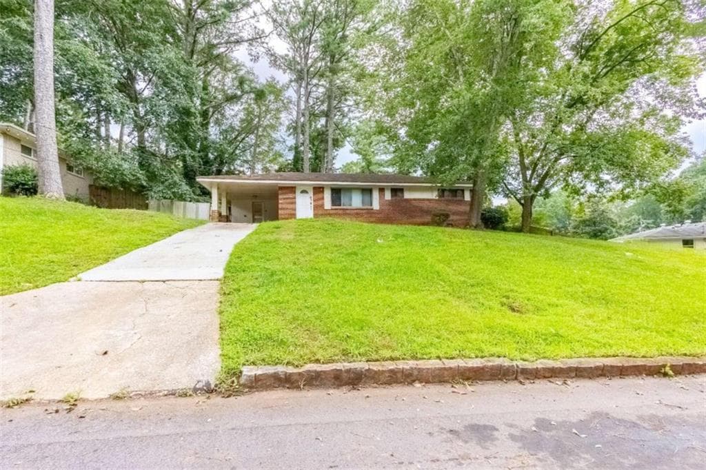 4 bedroom, 2 bathroom, 1,372 sq ft single family residence sold at 3589 Barrington Place, Decatur, GA 30032